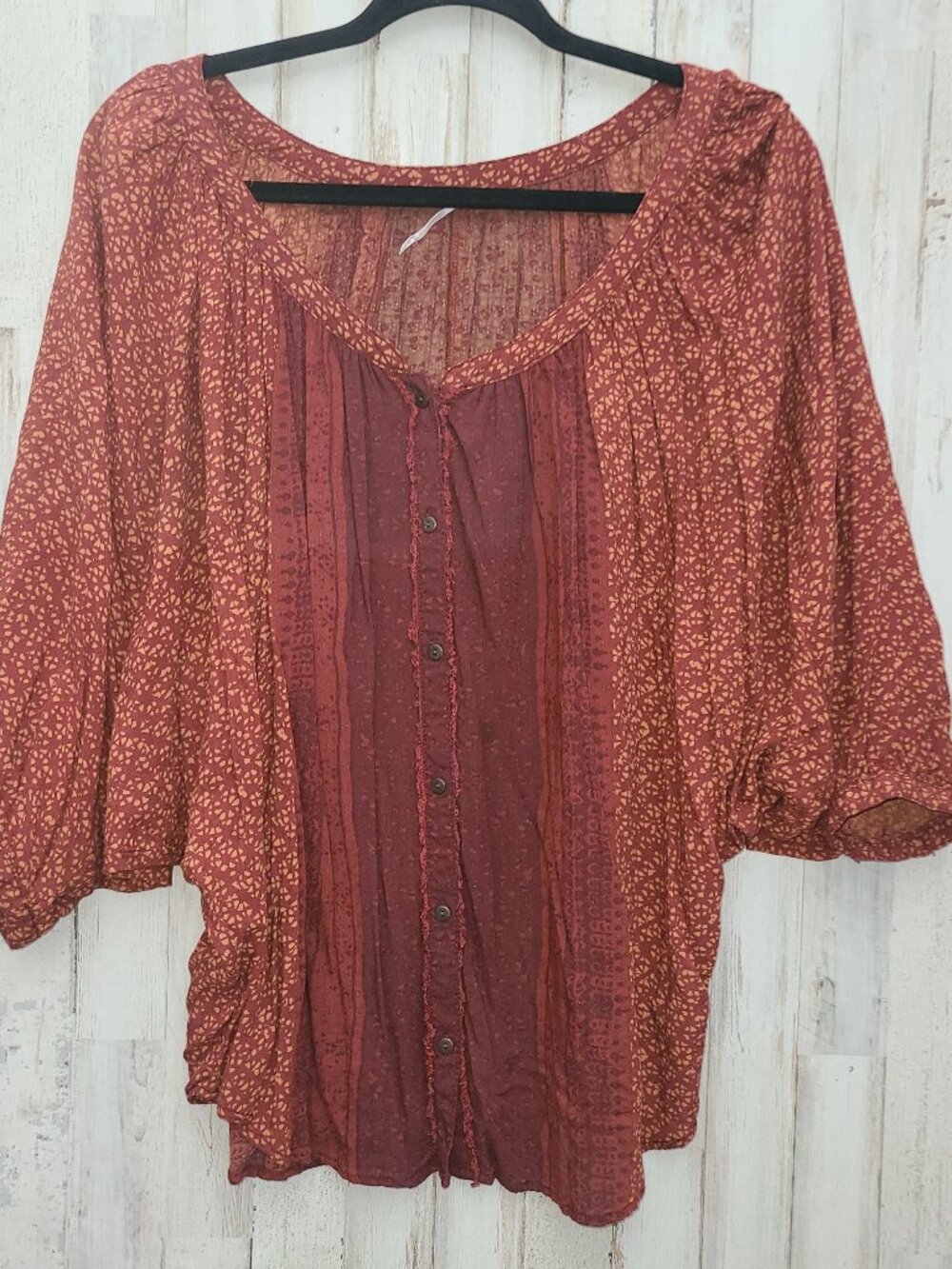 Free People size S Loose Dolman Boho Button Top Blouse Shirt Printed Rusty